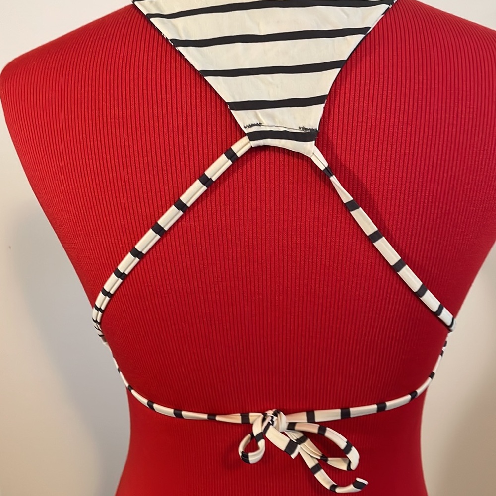 Reversible Printed Cropped Swim Top - Picture 2 of 4